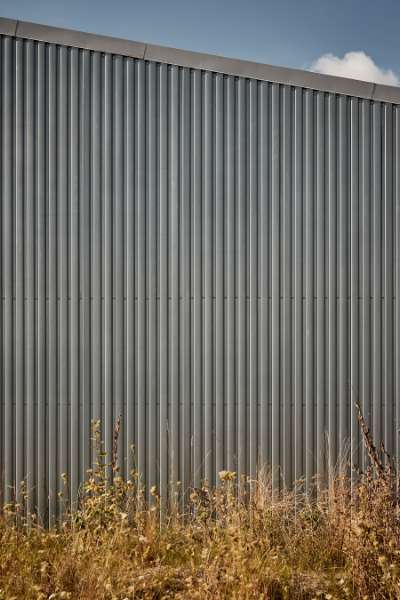 Make your “hat” the way you want it with specially designed Top Hat profiles, Bødkervej 14, Holbæk